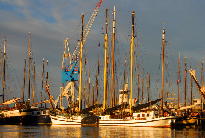 Die GROTE BEER am Vorabend des Rennens im Hafen von Harlingen am 19. Oktober 2018 © Andreas Zedler