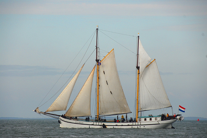 ZEEMEEUW am 20. Oktober 2018 während des 25. Brandarisrace im Wattenmeer zwischen Harlingen und Terschelling © Andreas Zedler